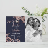 Navy Blue und Rosen Gold Floral Save the Date (Stehend Vorderseite)