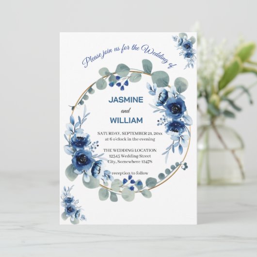 Navy Blue und Silver Elegante Elfenbeinblumenhochz Einladung (Stehend Vorderseite)