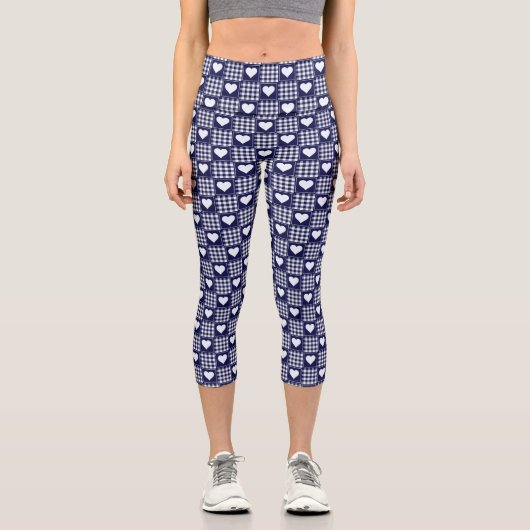 Navy Blue und White Buffalo Kariert mit Herz Capri Leggings (Vorderseite)