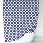 Navy Blue und White Geometric Duschvorhang