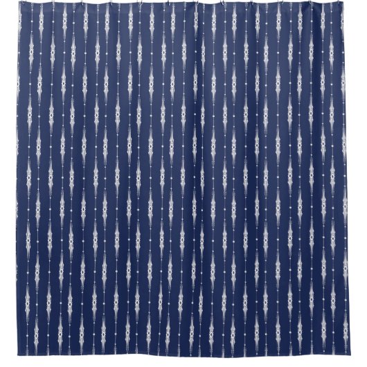Navy Blue und White Intricate Line Muster Duschvorhang (Vorderseite)