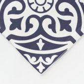 Navy Blue und White Mexican Talavera Tile Hamptons Fleecedecke (Ecke)