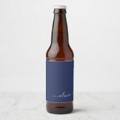 Navy Blue und White Modern Monogram Bierflaschenetikett (Vorderseite)