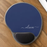 Navy Blue und White Modern Monogram Gel Mousepad<br><div class="desc">Unsere Navy Blue and White Modern Monogram Collection: Erhöhen Sie Ihre Wohngestaltung mit unserer ausgeklügelten Kollektion, die ein zeitgenössisches Marineblau-Farbschema bietet. Jedes Stück ist sorgfältig gefertigt, um Eleganz und Stil zu entfesseln, um jedem Zimmer eine Touch modernen Flairs hinzuzufügen. Egal ob Sie mit Monogramm Kissen, personalisierte Wandkunst oder elegantes Küchenzubehör...</div>