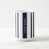 Navy Blue Vertikale Streifen mit Ihrem Namen Tasse (Mittel)
