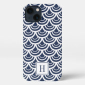 Navy Blue & White Fishscale Muster Monogram iPhone Hülle (Rückseite)
