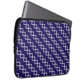 Navy Blue White Geometric Laptopschutzhülle (Vorne Rechts)