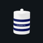 Navy Blue White Horiz Preppy Strip #3 Monogram<br><div class="desc">Klassisches Navy Blue und White Preppy Horizontal Rugby Stripes #3 Monogram Ein stylisches, waagerechtes Stripmuster mit einer Vorlage für Ihren Namen, Initialen oder anderen Text. Sie können auch den Schriftart, die Farbe des Schriftartes, die Größe des Schriftartes und die Rotation des Textes anpassen, den Beispieltext verschieben oder entfernen, zusätzliche Textfelder...</div>