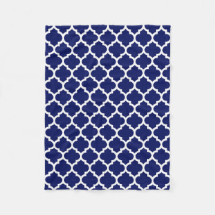 Navy Blue White marokkanische Quatrefolienmuster # Fleecedecke
