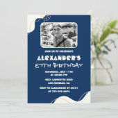 Navy Blue White Men Foto 87. Geburtstag Einladung (Stehend Vorderseite)