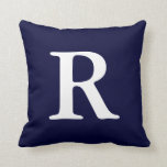 Navy Blue White Mit Monogramm R Throw Kissen<br><div class="desc">Navy Blue White Mit Monogramm R Throw Kissen</div>