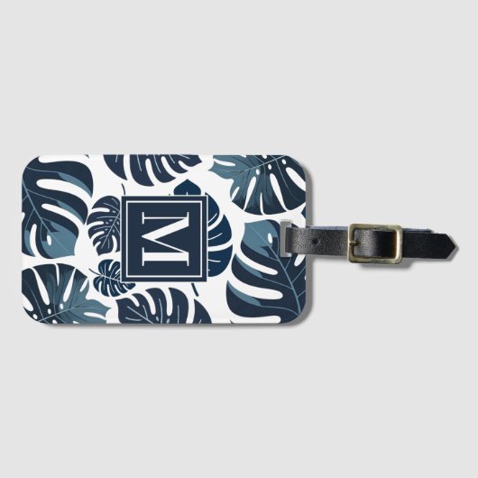Navy Blue & White Monstera Leaf Monogram Gepäckanhänger (Vorderseite (Horizontal))