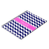 Navy Blue WhZickzack Hot Pink Name Monogram Notizblock (Linke Seite)