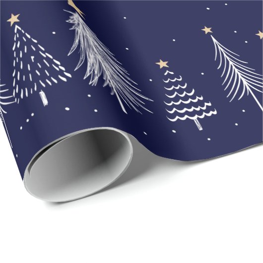 Navy Blue Winter Weihnachtskiefern Muster Geschenkpapier (Rolleneckpunkt)