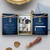 Navy Blue Wood Nautical Gold Anker Lights Hochzeit Dreifach Gefaltete Einladung