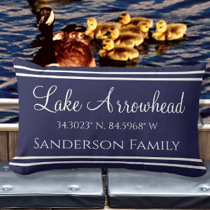 Navy Blue Your Lake and Family Name Map Corinates Kissen Für Draußen