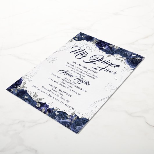 Navy Blumengarten Silver Mis Quince Quinceanera Folieneinladung (Gedreht)
