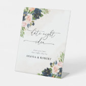 Navy & Blush Pink Floral Date Night Night Signing Sockelschild (Vorderseite)