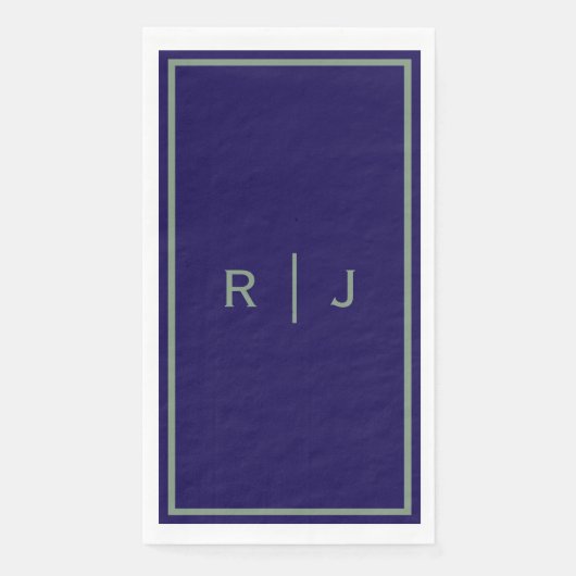 Navy Bue Sage Grün Monogramm Name Coole Hochzeit Serviette (Vorderseite)