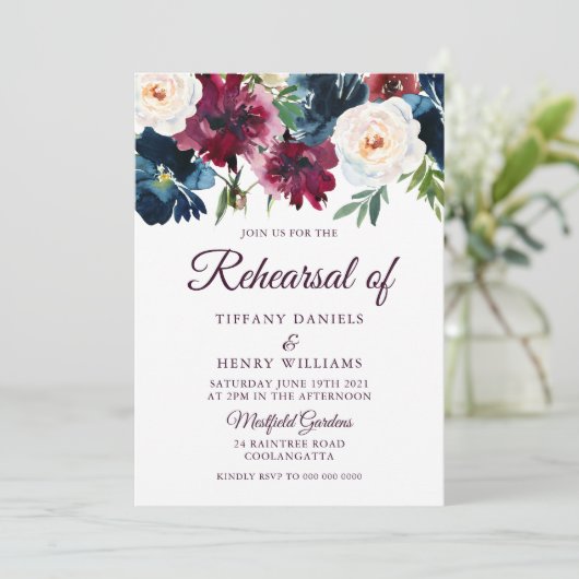 Navy & Burgund Rote Blume Probe Abendessen Einladung (Stehend Vorderseite)