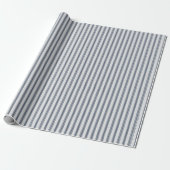 Navy-Chevrons-Ticking-Streifen auf Hellgrau Geschenkpapier (Ungerollt)