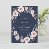 Navy Delicate Bloom Hochzeit Einladung (Stehend Vorderseite)