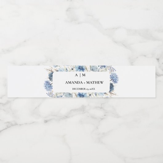 Navy Dusty Blue Floral Spring Bloom Wedding Wasserflaschenetikett (Einzelnes Label)