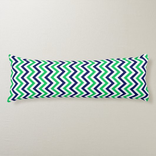 Navy, Emerald, White Large Chevron ZigZag Pattern Seitenschläferkissen (Vorderseite)