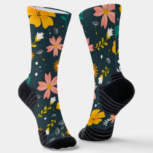 Navy Floral Garden Whimsical Spring Pattern Socken (Gewinkelt)