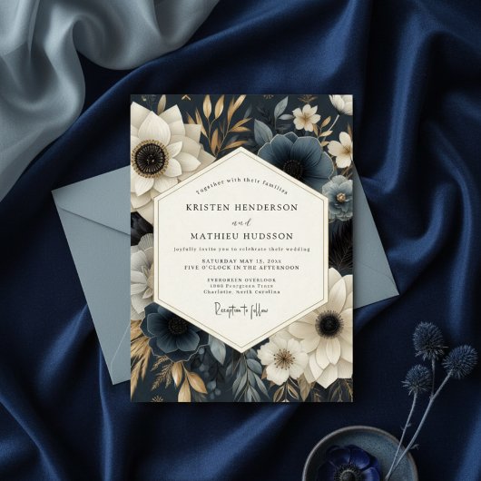 Navy Floral Opulence Wedding Einladung