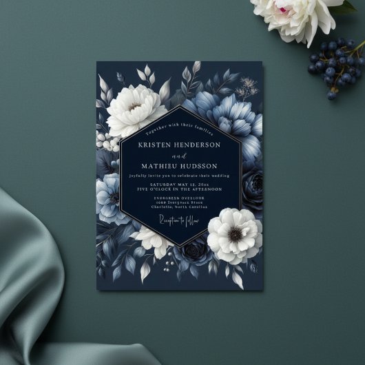 Navy Floral Romance Wedding Einladung