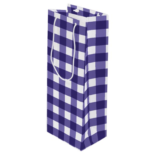 Navy Gingham Geschenktüte Für Weinflaschen (Vorderseite Schrägansicht)
