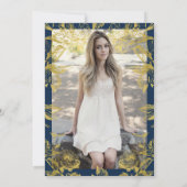 Navy Gold Floral Foto ÜBERRASCHUNG Sweet 16 Einladung (Rückseite)