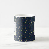 Navy Gold Raindrop Modern Trendy Monogram Kaffeetasse (Mittel)