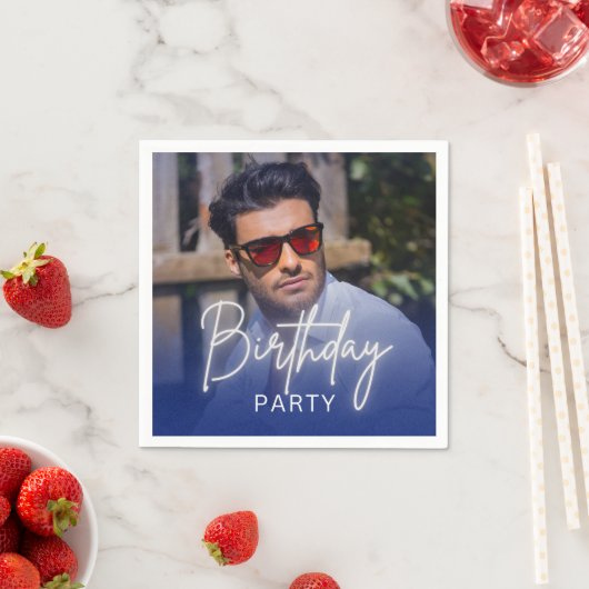 Navy Gradient Personalisiertes Foto Geburtstag Serviette (Beispiel)