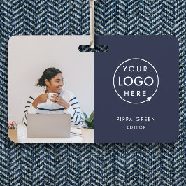 Navy-ID-Karte | Moderner Trendy Mitarbeiter Blue Ausweis