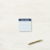Navy & Light Blue Gingham Varsity Letters Name Post-it Klebezettel (Auf Schreibtisch)