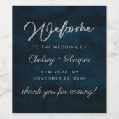 Navy Luster Dark Blue Watercolor Hochzeit Willkomm Weinetikett (Einzelnes Label)