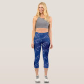 Navy Marbled Om Scattered Blue Tie dye Capri Leggings (Vorderseite)