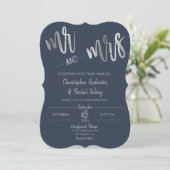 Navy Minimalistisch Silver Foil Script Mr. Wedding Einladung (Stehend Vorderseite)