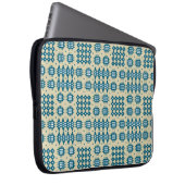 Navy Neopren Laptop Sleeve Welsh Tapestmuster (Vorne Rechts)