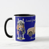 Navy Nutcracker mit wenig militärischem LKW Tasse (Links)