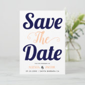 Navy, Pfirsichtypografie und Foto auf der Rückseit Save The Date (Stehend Vorderseite)