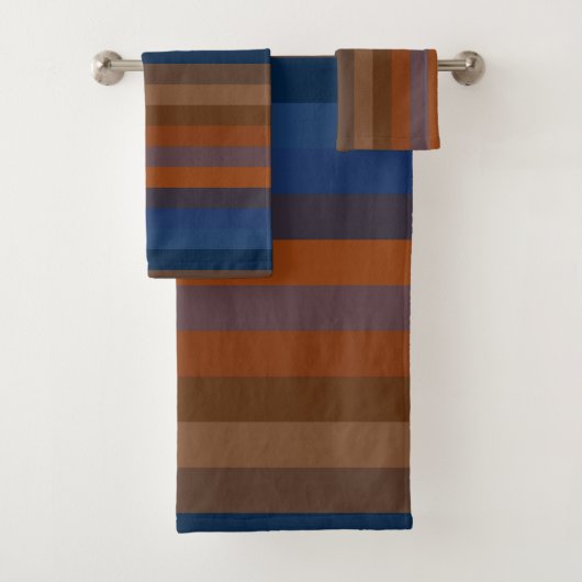 Navy & Rust Vertical Stripes Badhandtuch Set (Insitu)
