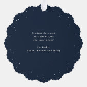 Navy Snowberry+Eucalyptus Christmas Wreath Photo Ornament Karte (Rückseite)