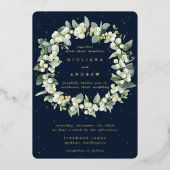 Navy Snowberry+Eucalyptus Wreath Winter Wedding Folieneinladung (Vorderseite)