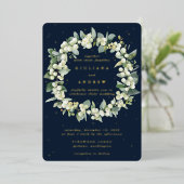 Navy Snowberry+Eucalyptus Wreath Winter Wedding Folieneinladung (Stehend vorne)