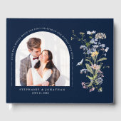 Navy Spring Wildblume Meadow Wedding Foto Gästebuch (Vorderseite)