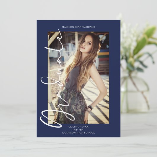 Navy Trendy Foto Whimsical Typografy Simple Grad Einladung (Stehend Vorderseite)