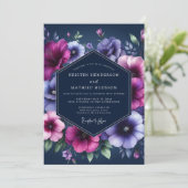 Navy Twilight Bloom Wedding Einladung (Stehend Vorderseite)